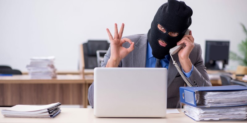 Quy Định Miễn Trừ Trách Nhiệm Đối Với Người Chơi